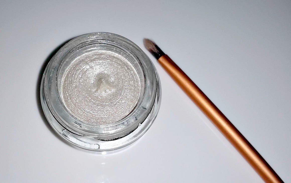 Max Factor Excess Shimmer 1